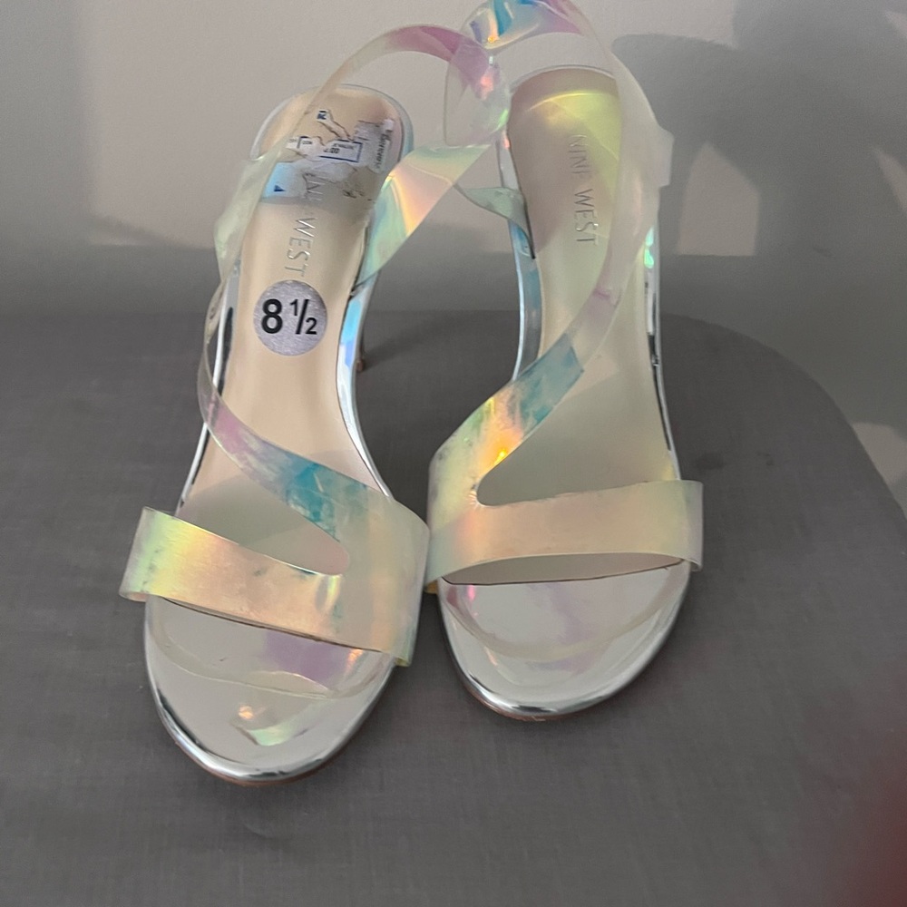 Sandals 8.5 Nine West